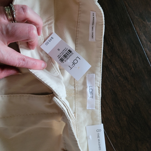 LOFT Washed Twill Shorts - Picture 3 of 4